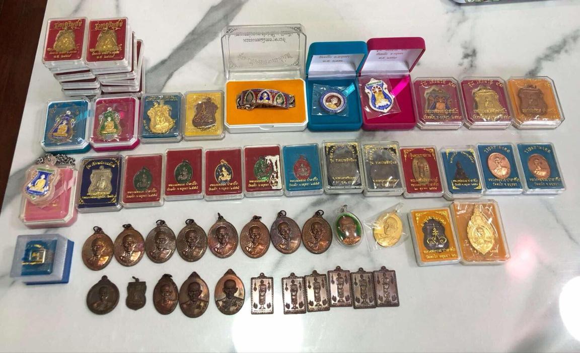 พระเหรียญเกจิคณาจารย์ยอดนิยม