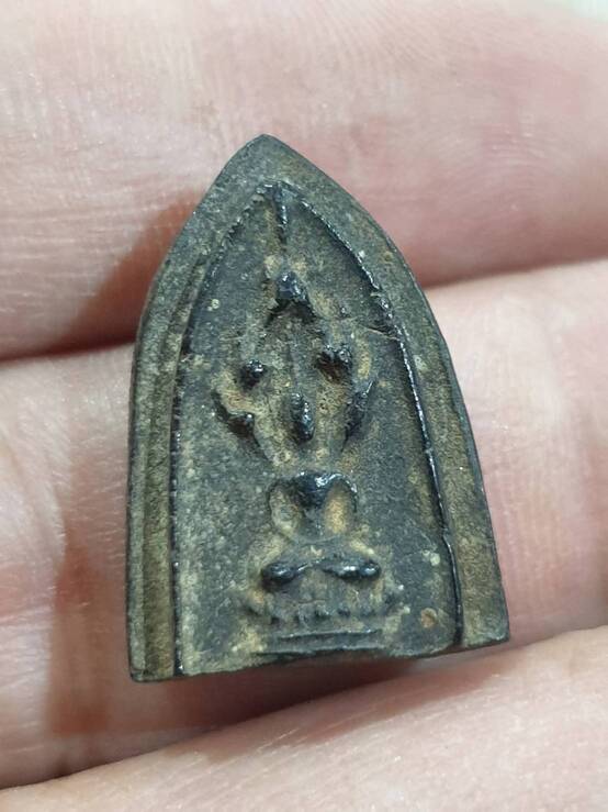 หลวงพ่อหน่าย วัดบ้านแจ้ง พระเครื่องน่าสะสม